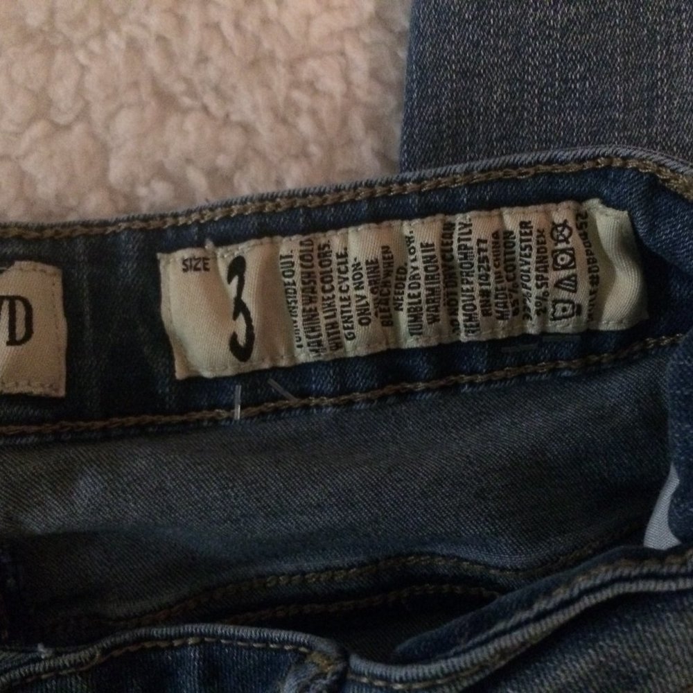 Denim Blvd Skinny Jeans - Picture 4 of 5